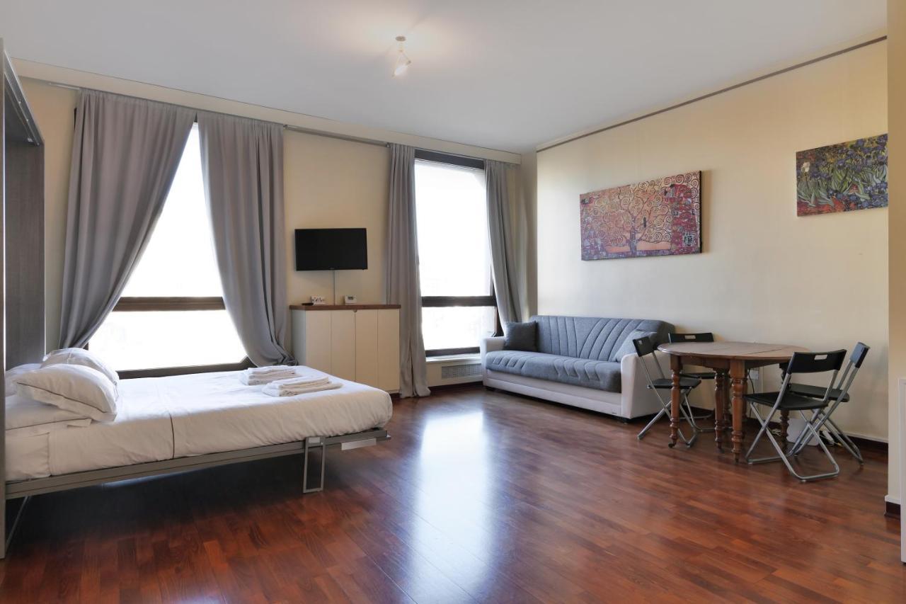 Duomo Luxury Apartment VII Milan Exterior photo